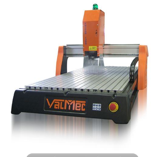 Immagine dettaglio del prodotto VALMEC Ferox 900  2014